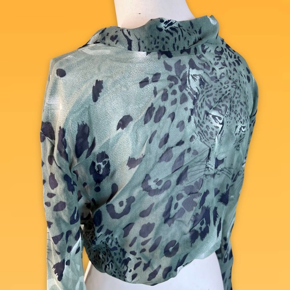 vintage picadilly fashion jaguar print blouse - Picture 7 of 7